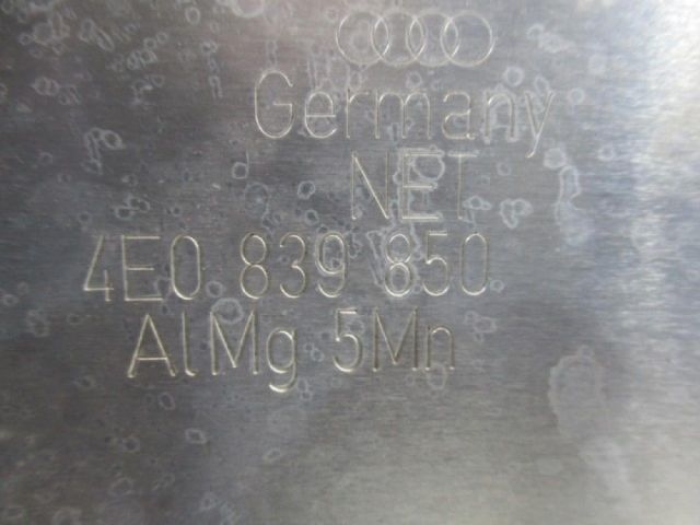 bontott AUDI A8 Jobb hátsó Ablakemelő Szerkezet (Elektromos)