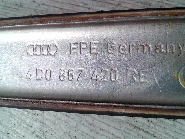 bontott AUDI A8 Jobb hátsó Ajtó Díszléc