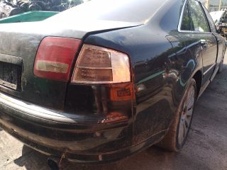bontott AUDI A8 Jobb hátsó Ajtó (Részeivel)