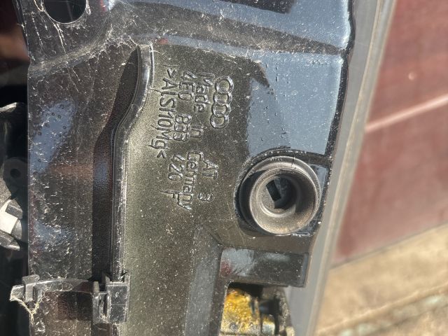 bontott AUDI A8 Jobb hátsó Ajtó (Részeivel)