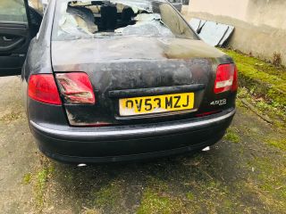 bontott AUDI A8 Jobb hátsó Ajtó (Részeivel)