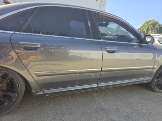 bontott AUDI A8 Jobb hátsó Ajtó (Üres lemez)