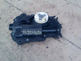 bontott AUDI A8 Jobb hátsó Ajtózár Motor