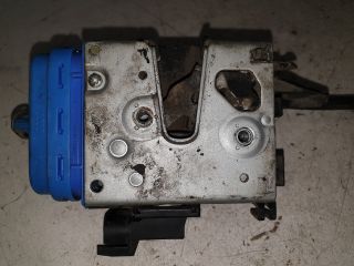 bontott AUDI A8 Jobb hátsó Ajtózár