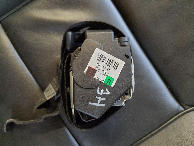 bontott AUDI A8 Jobb hátsó Biztonsági Öv