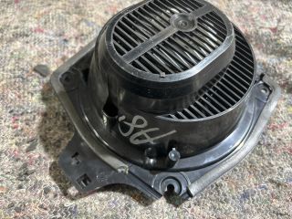 bontott AUDI A8 Jobb hátsó Hangszóró