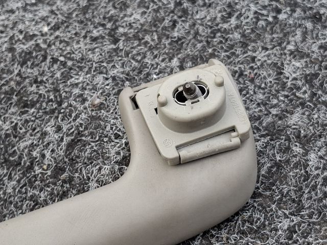 bontott AUDI A8 Jobb hátsó Kapaszkodó (Felső)