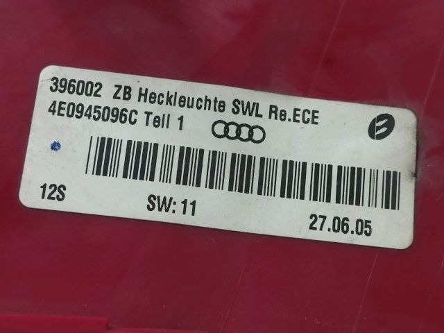 bontott AUDI A8 Jobb Külső Hátsó Lámpa