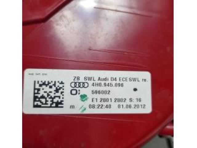 bontott AUDI A8 Jobb Külső Hátsó Lámpa