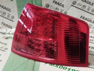 bontott AUDI A8 Jobb Külső Hátsó Lámpa