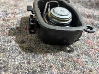 bontott AUDI A8 Jobb Műszerfal Hangszóró