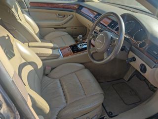 bontott AUDI A8 Jobb Övfeszítő Biztonsági Öv