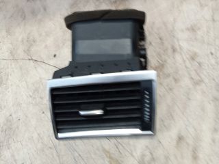 bontott AUDI A8 Jobb Szellőző