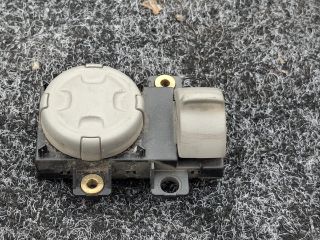 bontott AUDI A8 Kapcsoló (Magában)