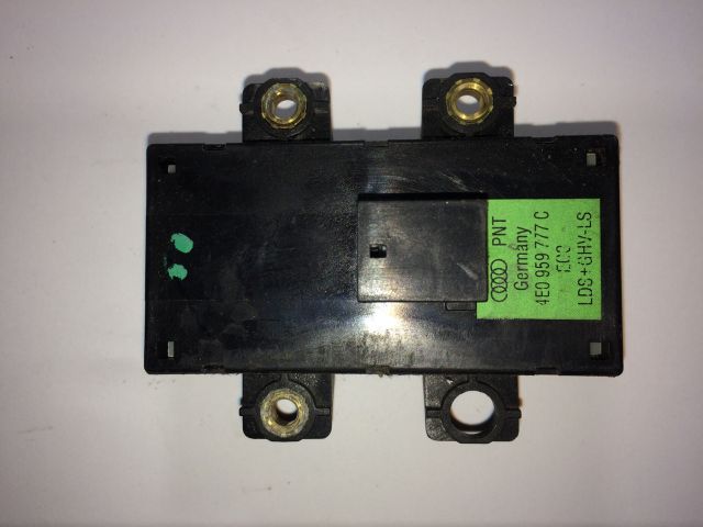 bontott AUDI A8 Kapcsoló (Magában)