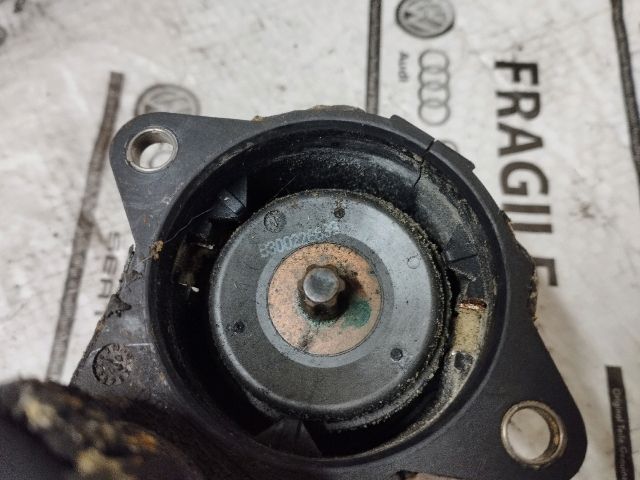 bontott AUDI A8 Kézifék Motor