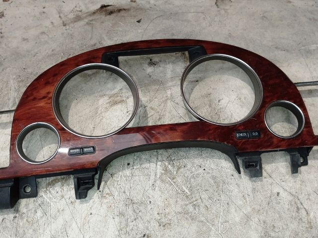 bontott AUDI A8 Kilométeróra Keret