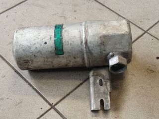 bontott AUDI A8 Klíma Párátlanító Tartály