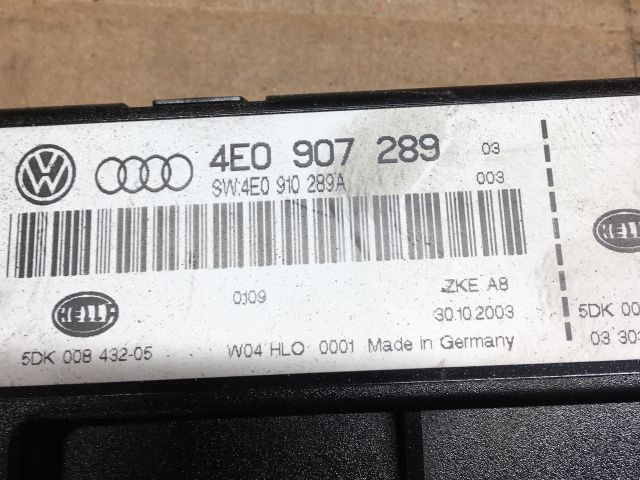 bontott AUDI A8 Komfort Elektronika