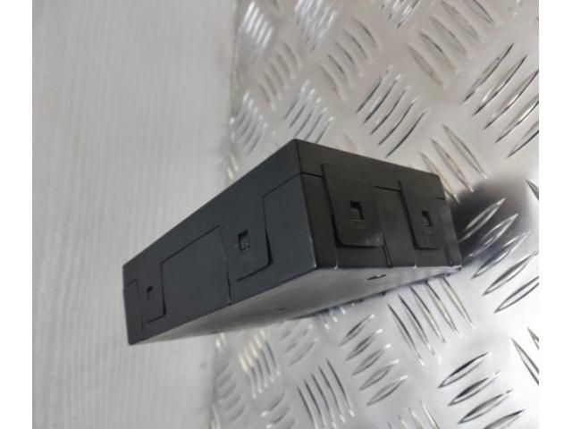 bontott AUDI A8 Komfort Elektronika