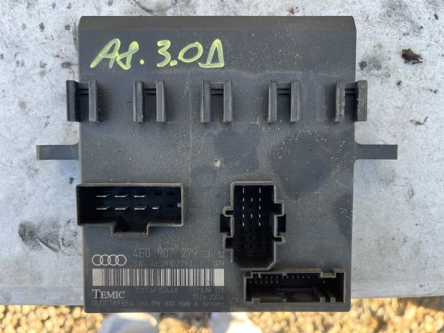 bontott AUDI A8 Komfort Elektronika