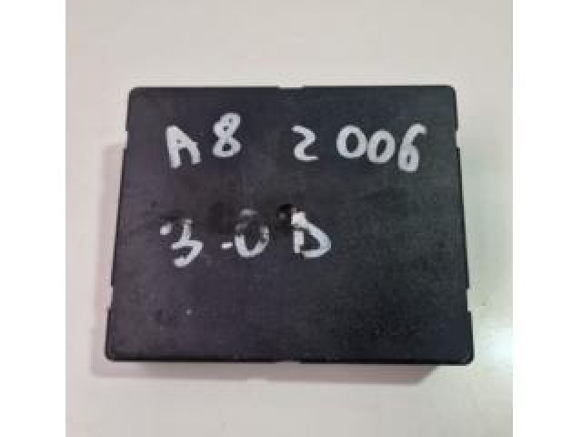 bontott AUDI A8 Komfort Elektronika