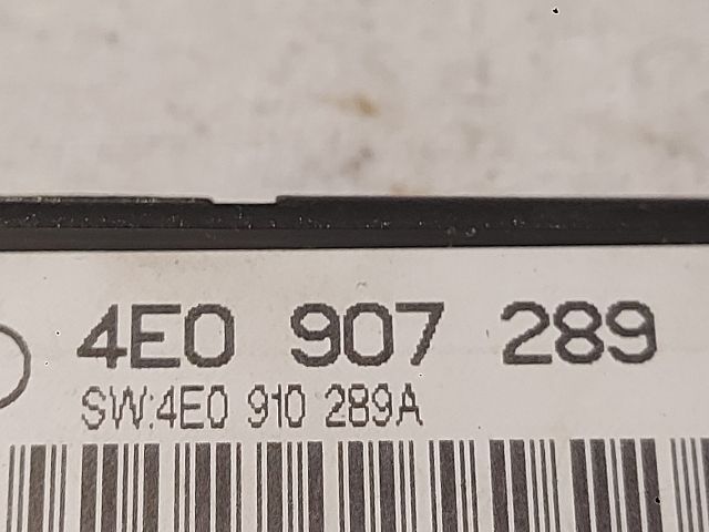 bontott AUDI A8 Komfort Elektronika