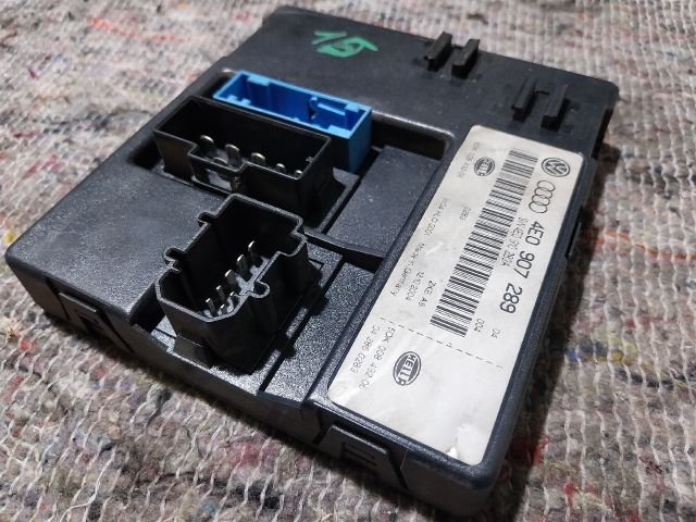 bontott AUDI A8 Komfort Elektronika