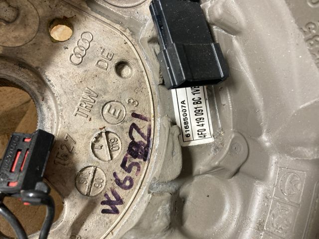 bontott AUDI A8 Kormány