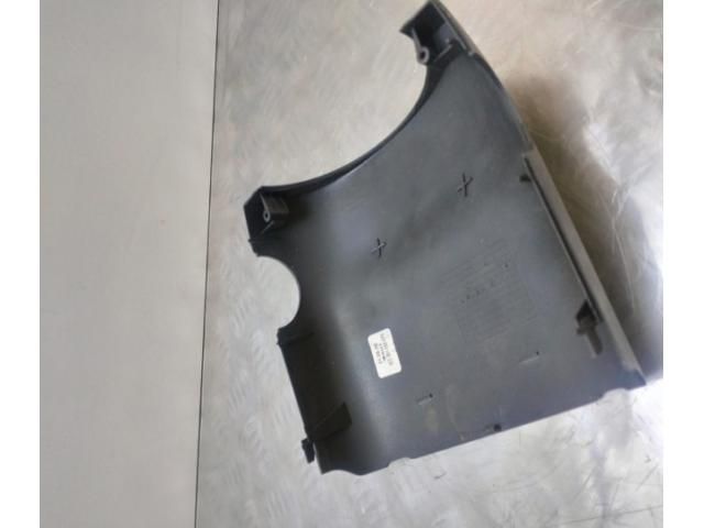 bontott AUDI A8 Kormányközép Burkolat