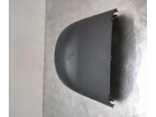 bontott AUDI A8 Kormányközép Burkolat