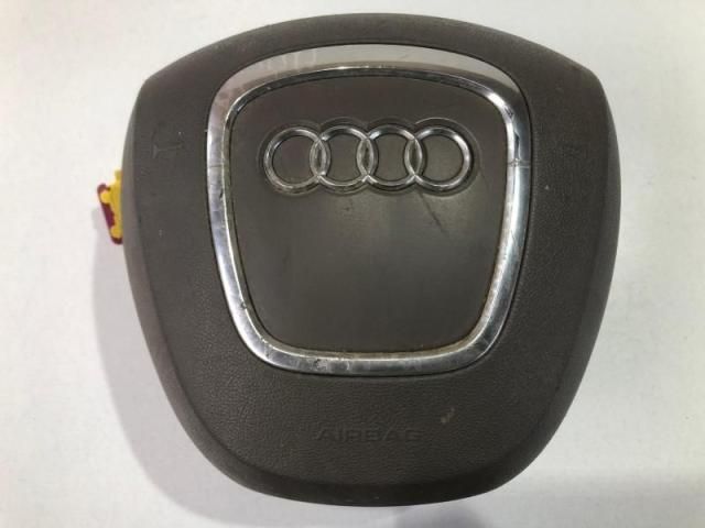 bontott AUDI A8 Kormánylégzsák