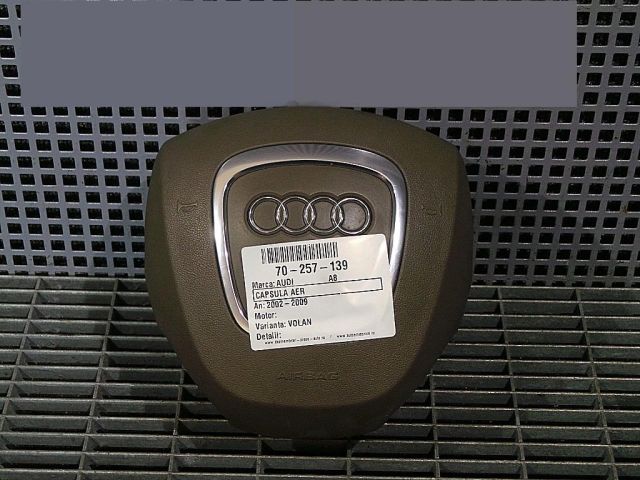 bontott AUDI A8 Kormánylégzsák