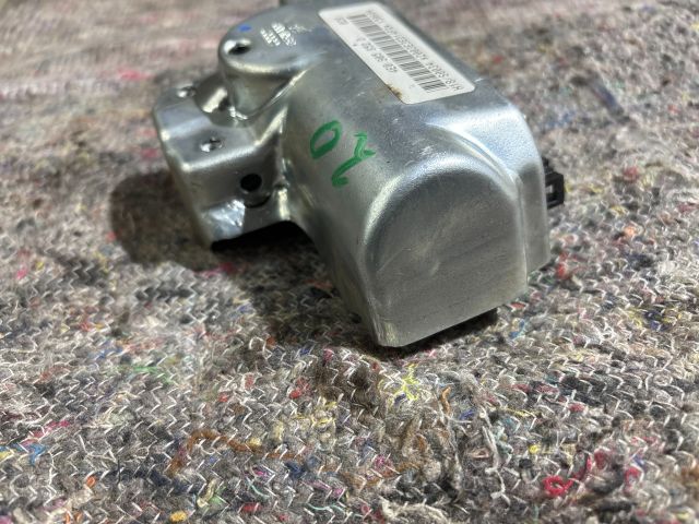 bontott AUDI A8 Kormányzár (Elektromos)