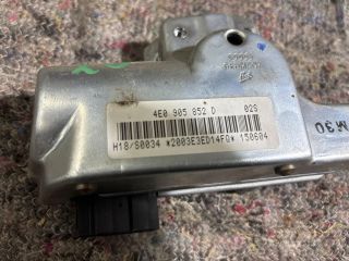 bontott AUDI A8 Kormányzár (Elektromos)