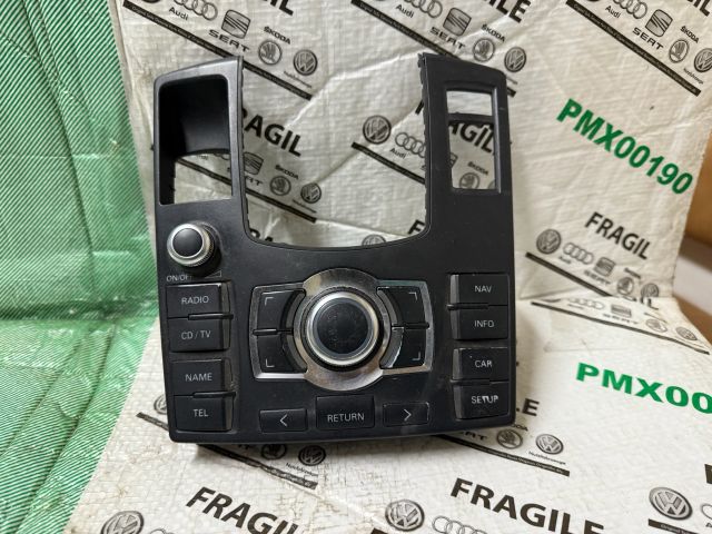 bontott AUDI A8 Középkonzol Vezérlő Panel