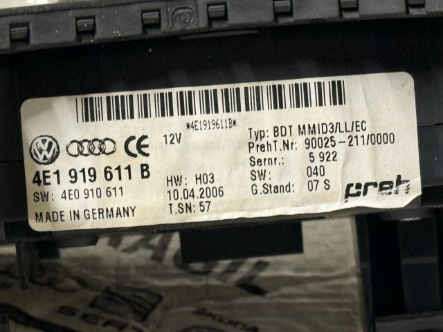 bontott AUDI A8 Középkonzol Vezérlő Panel