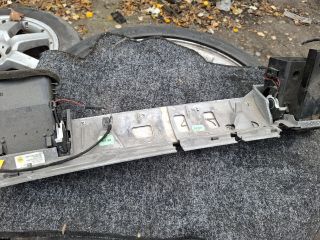 bontott AUDI A8 Középső Műszerfal Díszléc