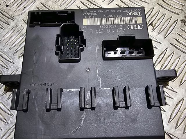 bontott AUDI A8 Lámpa Vezérlő