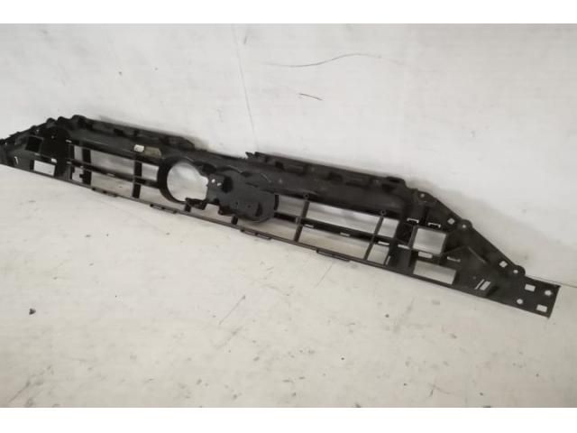 bontott AUDI A8 Levélrács Tartó