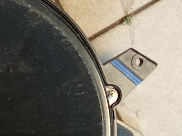 bontott AUDI A8 Mélynyomó Hangszóró