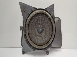 bontott AUDI A8 Mélynyomó Hangszóró