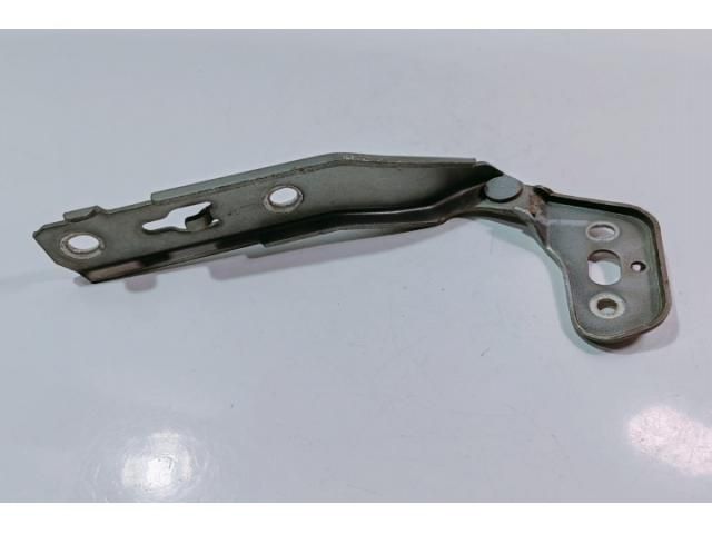 bontott AUDI A8 Motorháztető Bal Zsanér