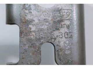 bontott AUDI A8 Motorháztető Bal Zsanér