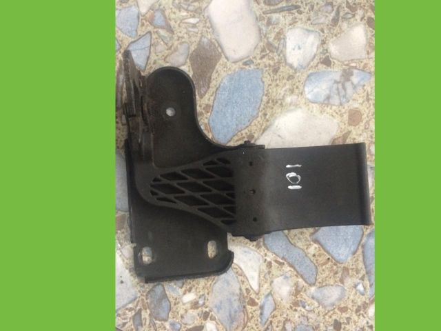 bontott AUDI A8 Motorháztető Biztonsági Kampó