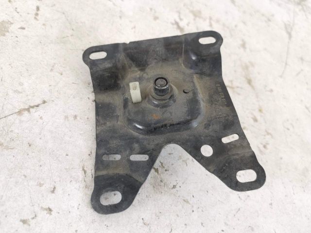 bontott AUDI A8 Motorháztető Biztonsági Kampó