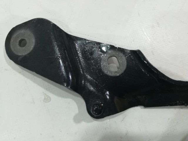 bontott AUDI A8 Motorháztető Zsanér Pár