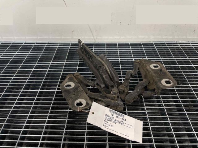 bontott AUDI A8 Motorháztető Zsanér Pár