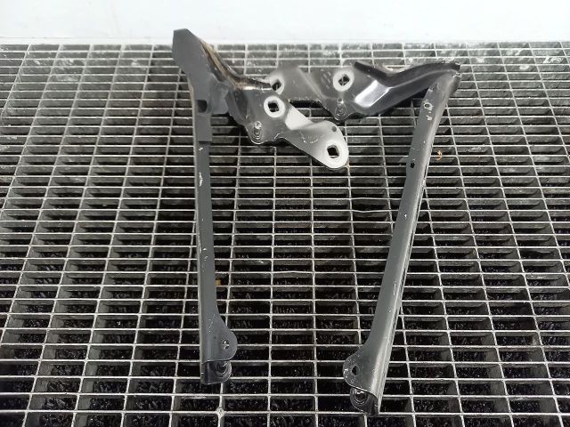 bontott AUDI A8 Motorháztető Zsanér Pár