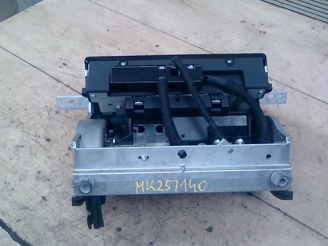 bontott AUDI A8 Multifunkciós Kijelző